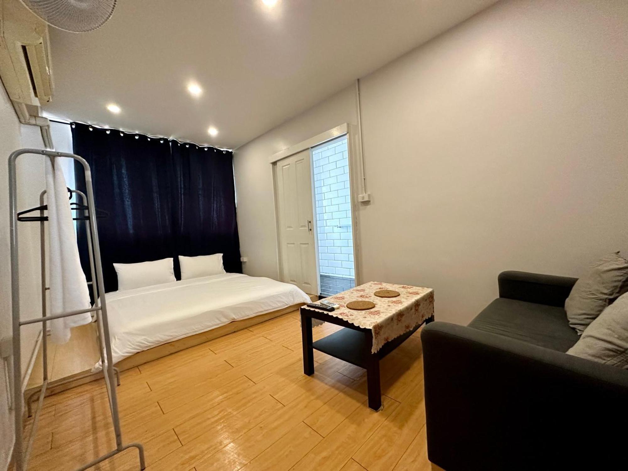 The Cute Silom Hostel Bangkok Kültér fotó